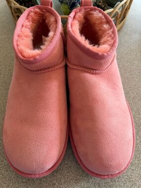 UGG BOOTS Pink